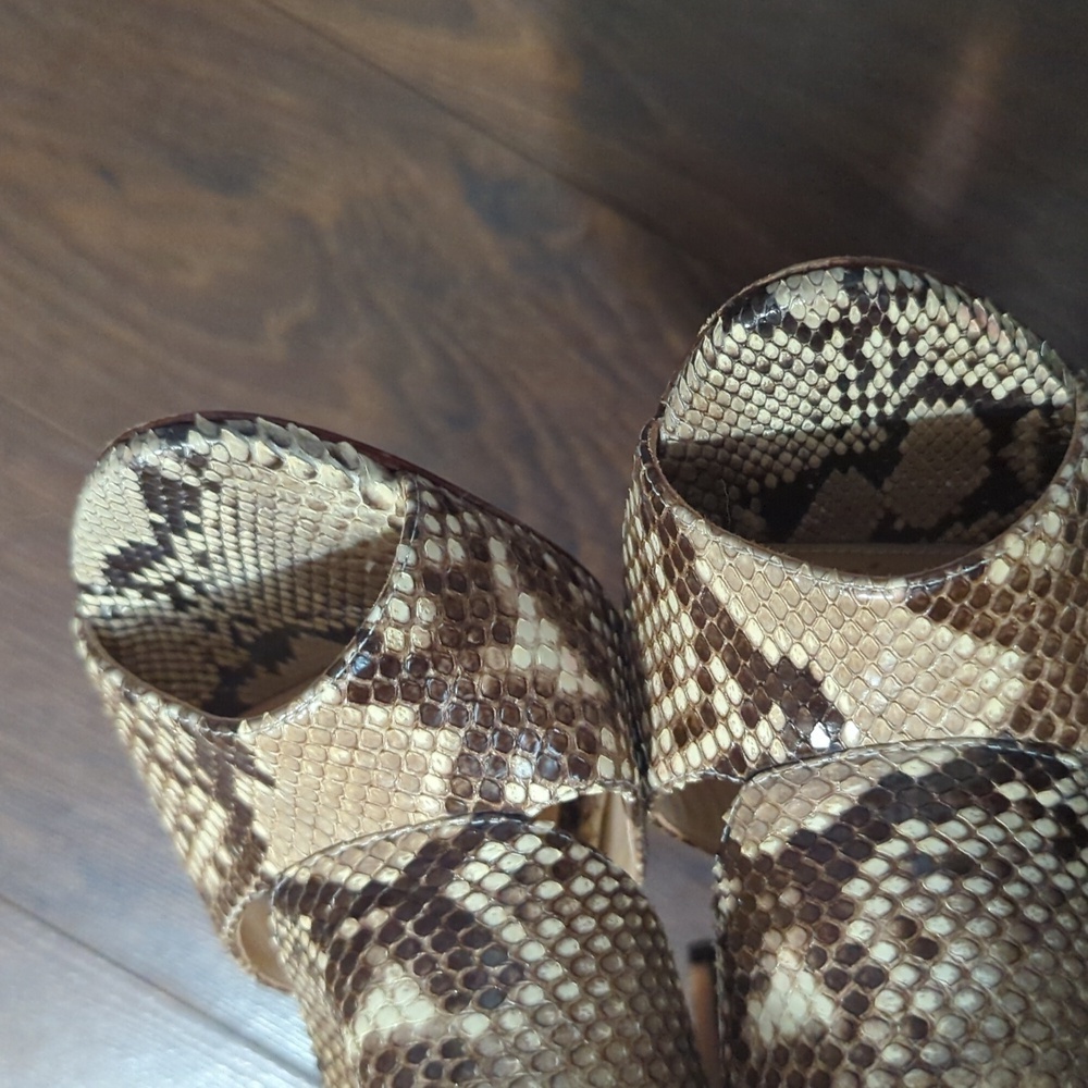 Alexandre Birman Latoya Metallic Python Mule - Picture 9 of 12